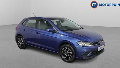 Begagnad VW Polo Life 80 HK (58 kW) 2024 Blå Halvkombi