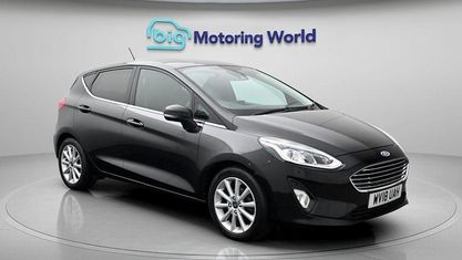 Begagnad Ford Fiesta Titanium 101 HK (74 kW) 2021 Halvkombi
