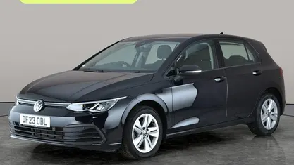 Used 2023 VW Golf VIII Life Hatchback | £16,404 (Fair price)