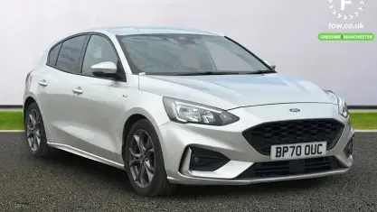 Used Ford Focus ST-Line 125 HP (91 kW) 2021 Silver Hatchback