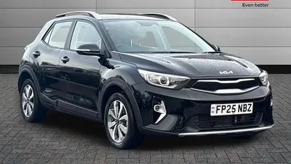 Used 2025 Kia Stonic SUV | £16,799 (Fair price)
