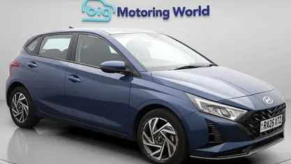 Blue Used 2025 Hyundai i20 Advanced Hatchback | £15,900 (Good price)