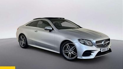 Usado Mercedes E220 AMG Line Premium 194 HP (142 kW) 2020 Coupé