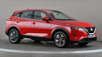 Used Nissan Qashqai Acenta Premium 158 HP (116 kW) 2023 Red SUV