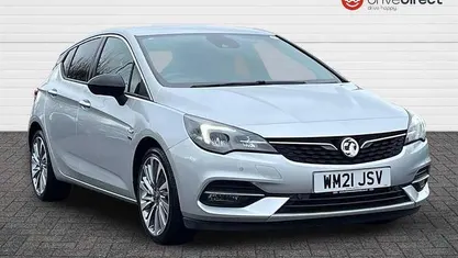 Used Vauxhall Astra Edition 145 HP (106 kW) 2021 Silver Hatchback