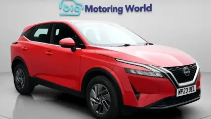 Used Nissan Qashqai Acenta Premium 140 HP (102 kW) 2023 Red SUV