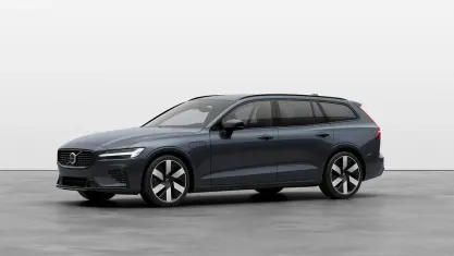 Begagnad Volvo V60 Plus 334 HK (245 kW) 2026 Kombi