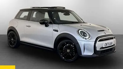 Used Mini Cooper Level 3 135 kW (184 HP) 2023 Hatchback
