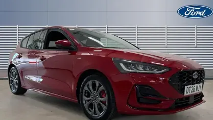 New Ford Focus ST-Line 155 HP (114 kW) 2025 Fantastic red (exclusive colour) Hatchback