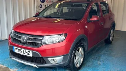 Used Dacia Sandero Lauréate 90 HP (66 kW) 2016 Hatchback