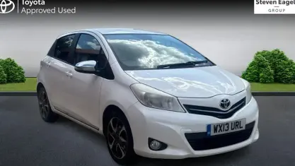 Used Toyota Yaris Trend 101 HP (74 kW) 2013 White Hatchback