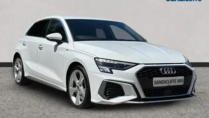 Used Audi A3 Sportback S-Line 150 HP (110 kW) 2022 White Hatchback