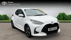 White Used 2025 Toyota Yaris Hybrid Design Hatchback | £20,561 (Super price)