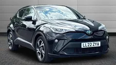 Black Used 2022 Toyota C-HR Design SUV | £19,999 (Fair price)