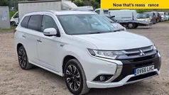 White Used 2016 Mitsubishi Outlander P-HEV Estate | £8,980 (Fair price)