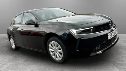 Used Vauxhall Astra Design Edition 131 HP (96 kW) 2025 Hatchback