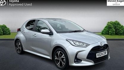 Gebraucht Toyota Yaris Hybrid Design 116 PS (85 kW) 2025 Kleinwagen