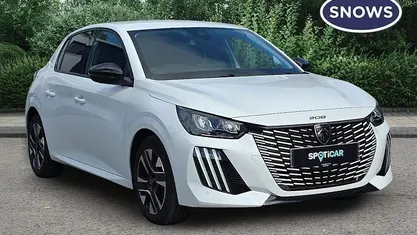 Used Peugeot 208 Allure 101 HP (74 kW) 2024 White Hatchback