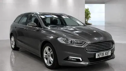 Used Ford Mondeo Zetec 165 HP (121 kW) 2019 Grey Estate