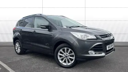 Usado Ford Kuga Titanium 150 HP (110 kW) 2016 SUV