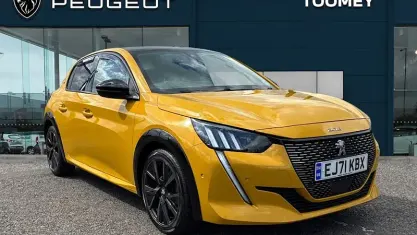 Usado Peugeot 208 Premium 131 HP (96 kW) 2022 Citadino
