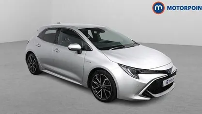 Used Toyota Corolla 122 HP (89 kW) 2021 Silver Hatchback