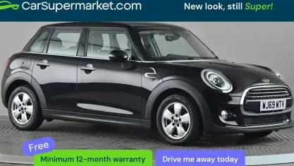 Używany Mini Cooper Classic 136 KM (100 kW) 2019 Czarny Hatchback