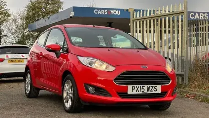 Used Ford Fiesta Zetec 75 HP (55 kW) 2017 Hatchback