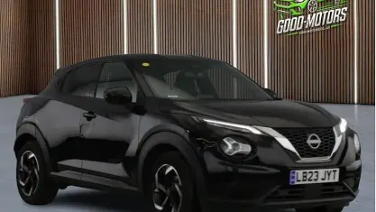 Used Nissan Juke N-Connecta 114 HP (83 kW) 2023 Black SUV