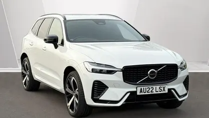 Used Volvo XC60 R-Design 250 HP (183 kW) 2021 SUV