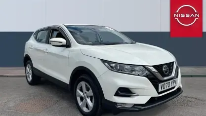 Used Nissan Qashqai Acenta Premium 140 HP (102 kW) 2020 White SUV