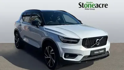 Used Volvo XC40 R-Design 190 HP (139 kW) 2019 Silver SUV