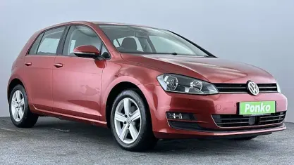 Used VW Golf VII Match 110 HP (80 kW) 2015 Red Hatchback