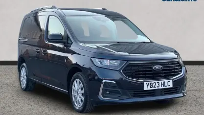 Used Ford Tourneo Titanium 114 HP (83 kW) 2024 Blue cyclone Estate