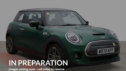 Used 2020 Mini Cooper Level 2 Hatchback | £10,680 (Fair price)