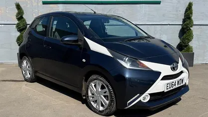 Used Toyota Aygo x-press 69 HP (50 kW) 2016 Hatchback