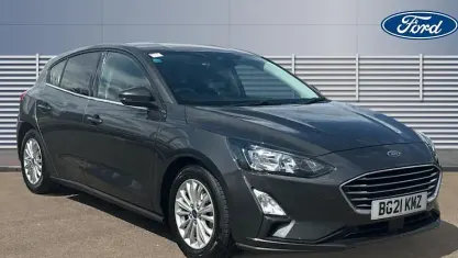 Used Ford Focus Titanium 125 HP (91 kW) 2021 Grey Hatchback