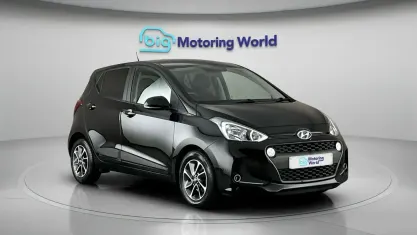 Used Hyundai i10 Premium 67 HP (49 kW) 2019 Black Hatchback