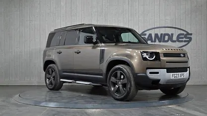 Usado Land Rover Defender 249 HP (183 kW) 2023 SUV