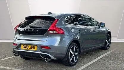 Used Volvo V40 R-Design 152 HP (111 kW) 2019 Grey Hatchback