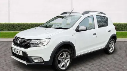 Used Dacia Sandero Comfort 90 HP (66 kW) 2020 White Hatchback