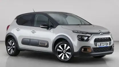 Used Citroën C3 PureTech 83 HP (61 kW) 2022 Beige Hatchback