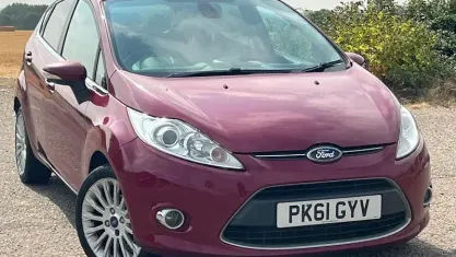 Used Ford Fiesta Titanium 69 HP (50 kW) 2012 Hatchback