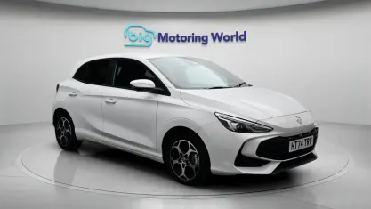 Used MG MG3 Trophy 194 HP (142 kW) 2025 White Hatchback