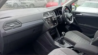 Used VW Tiguan Life 150 HP (110 kW) 2022 Grey SUV