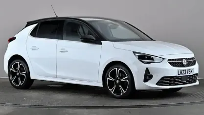 Used Vauxhall Corsa Ultimate 101 HP (74 kW) 2023 White Hatchback