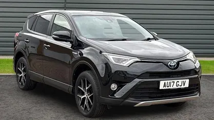 Used Toyota RAV4 197 HP (144 kW) 2016 SUV