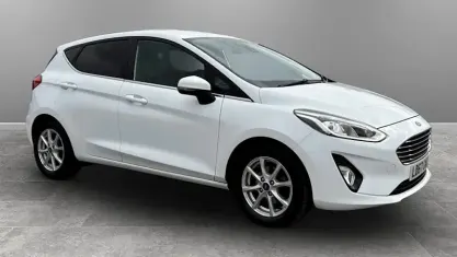 Usado Ford Fiesta Zetec 101 HP (74 kW) 2019 Citadino