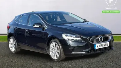 Used Volvo V40 Inscription 152 HP (111 kW) 2019 Black Hatchback