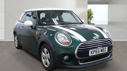 Used Mini Cooper Hatch 136 HP (100 kW) 2015 Green Hatchback